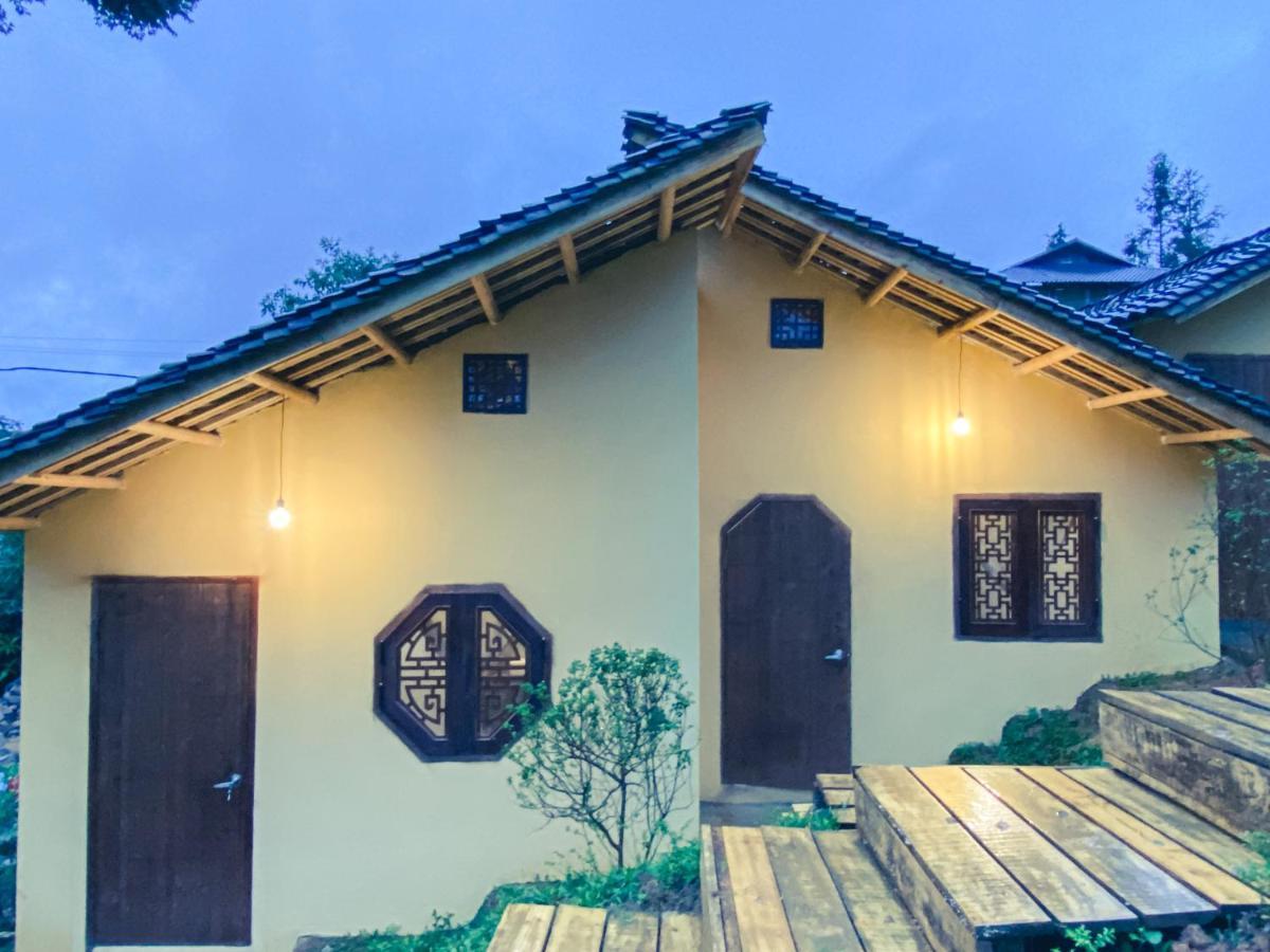 Hagiang-Holic Lägenhet Dong Van  Exteriör bild